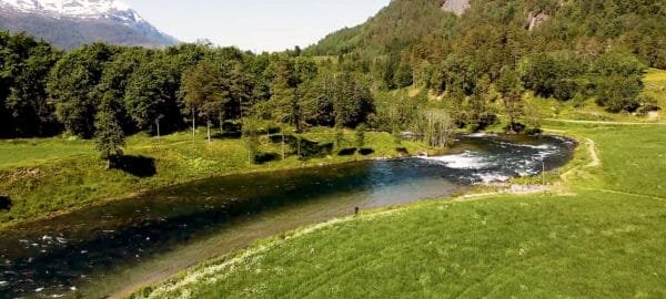 Fishingweeks in Norway flyfishing salmon in Todalen 18 % - fishingweeks