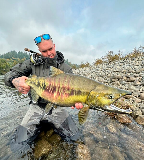 Fishingweeks in Chilliwack catching Salmon, Chum, Coho (1)